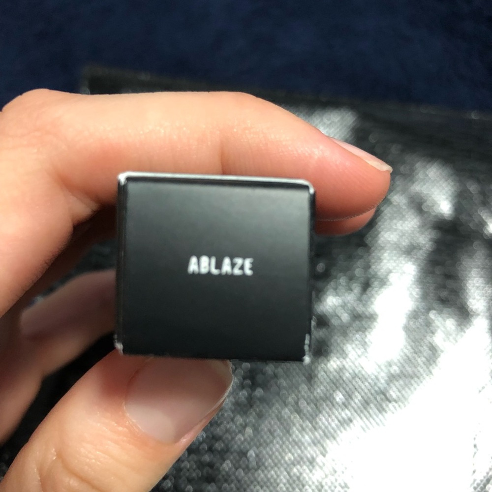 MAC Lipstick in ABLAZE - Picture 4 of 4